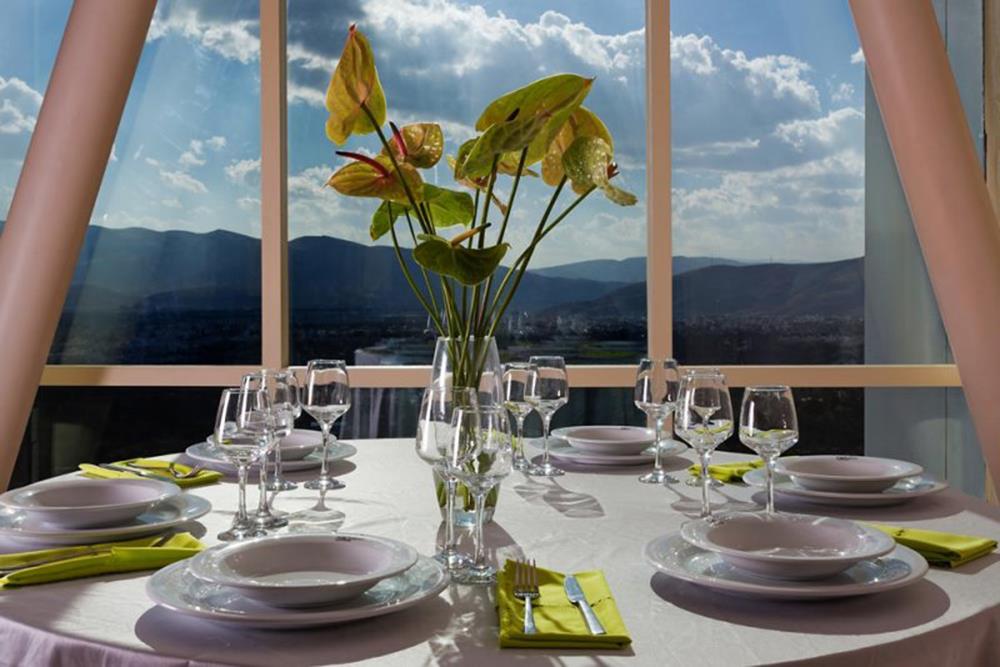 رستوران پانوراما هتل چمران شیراز | علاءالدین تراول