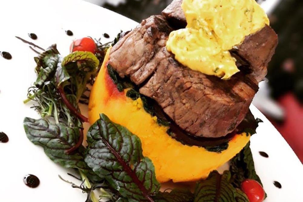 رستوران کاخ چهلستون مجتمع تجاری آوا سنتر تهران | علاءالدین تراول