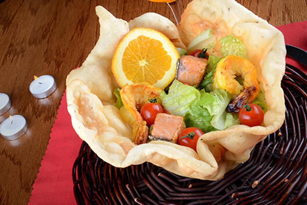 رستوران روف گاردن هتل درویشی مشهد | علاءالدین تراول