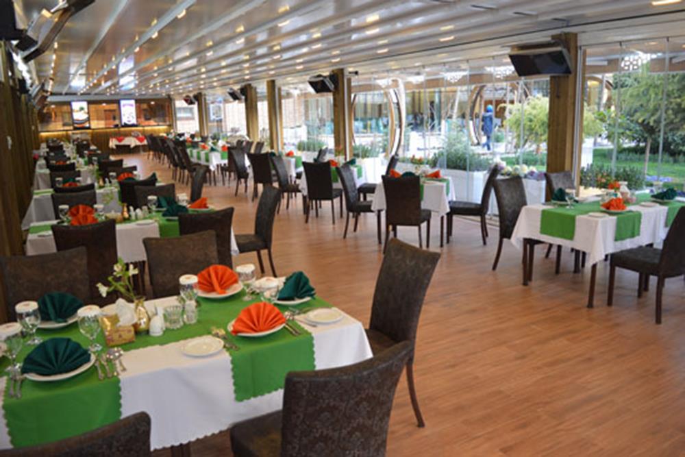 رستوران سبز هتل کوثر اصفهان | علاءالدین تراول