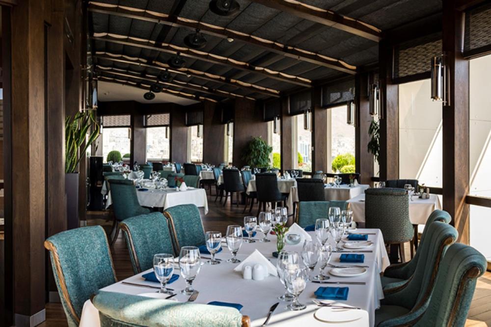 رستوران کنتیننتال هتل اسکان الوند تهران | علاءالدین تراول