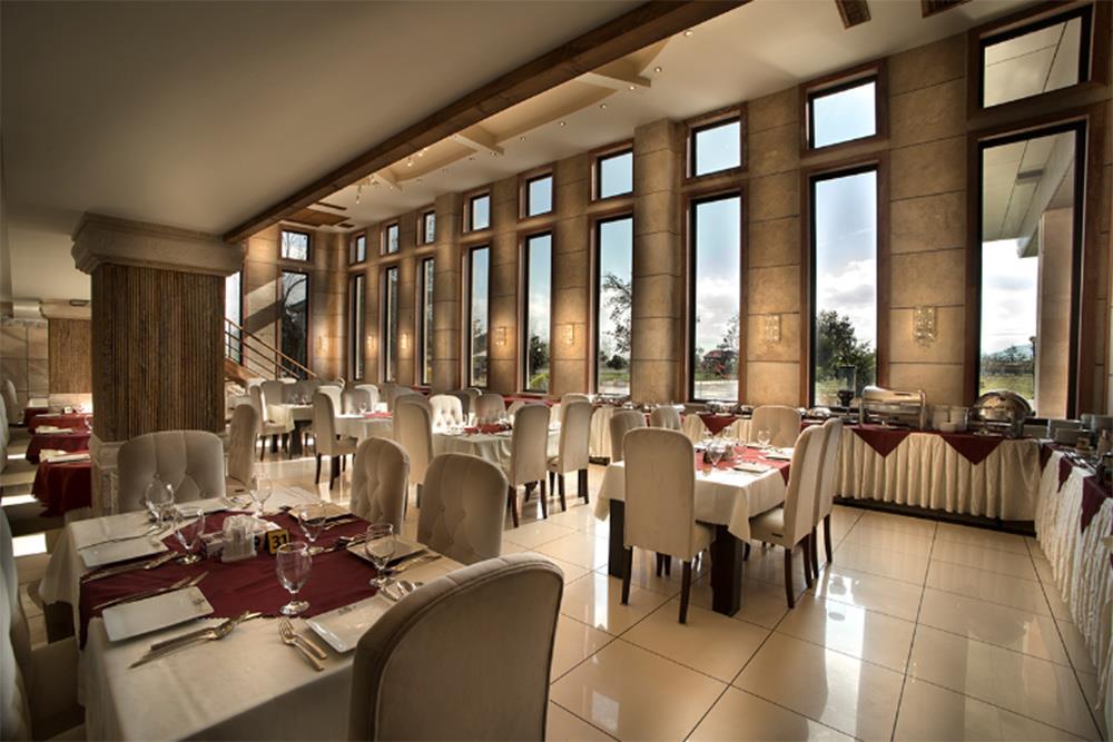 رستوران نرگس هتل معین فومن | علاءالدین تراول