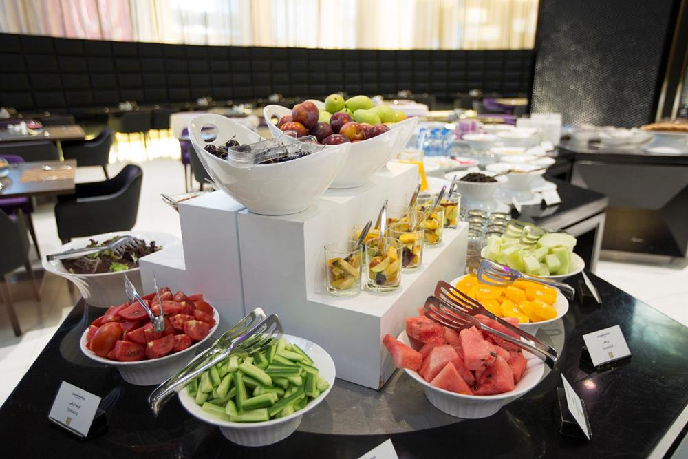 رستوران گالکسی هتل نووتل تهران | علاءالدین تراول