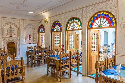 کافه رستوران همدم السلطنه اصفهان