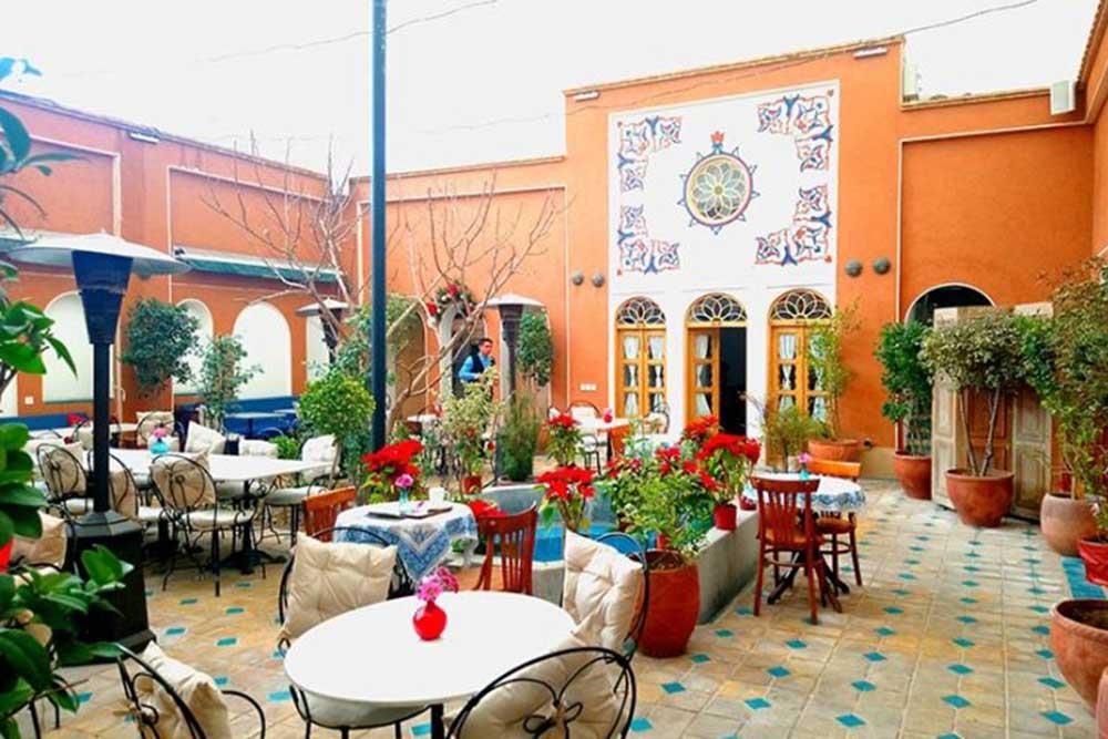 رستوران موسیو آراکل اصفهان | علاءالدین تراول