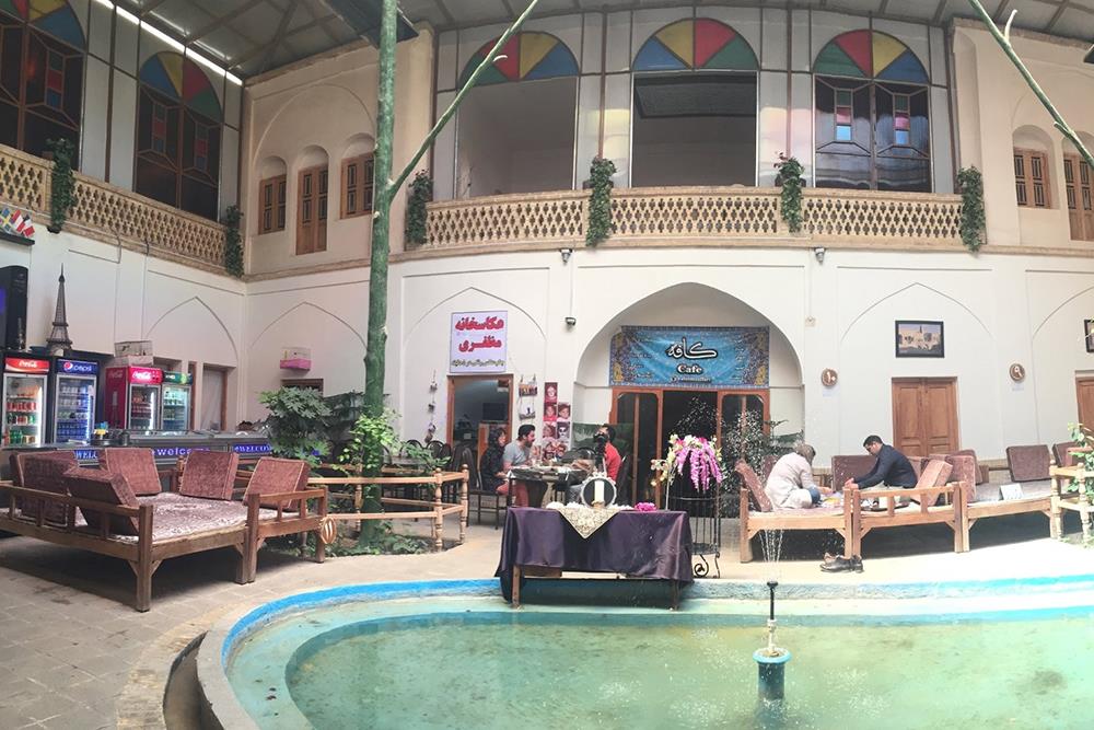 رستوران مظفری کاشان | علاءالدین تراول