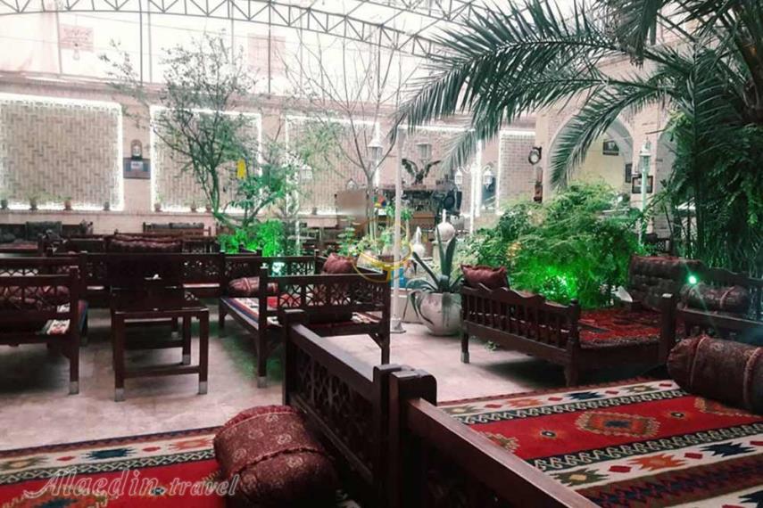 رستوران کیخسرو