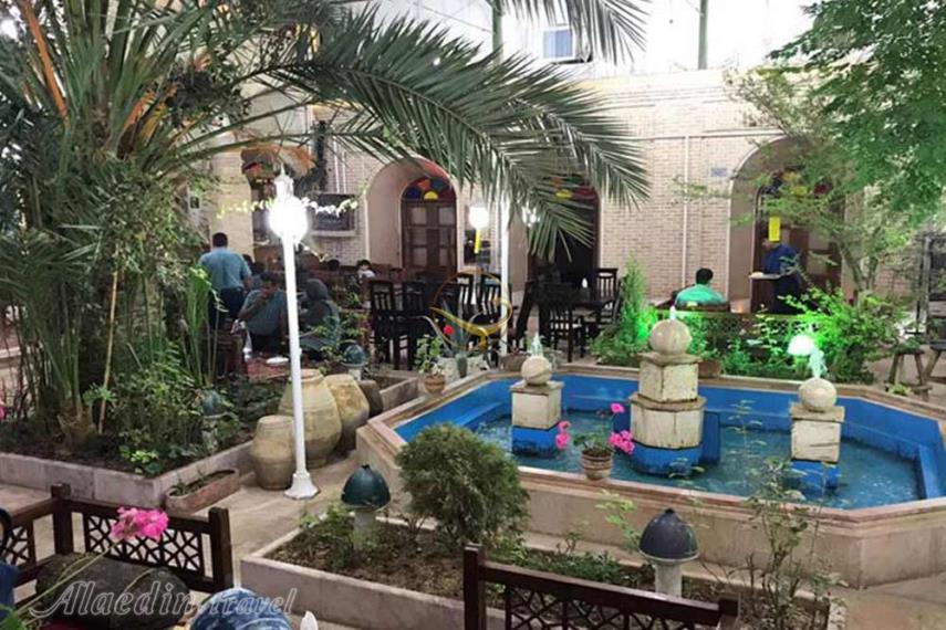 رستوران کیخسرو