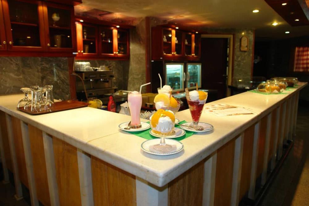 کافی شاپ لابی هتل پارس کرمان | علاءالدین تراول