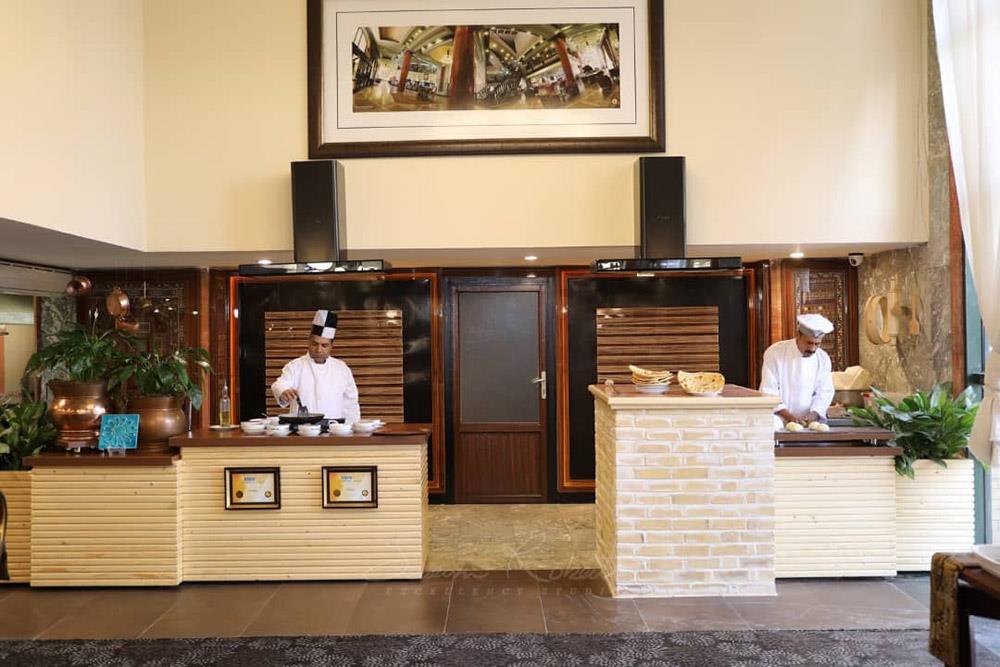 رستوران ستاره هتل پارس کرمان | علاءالدین تراول