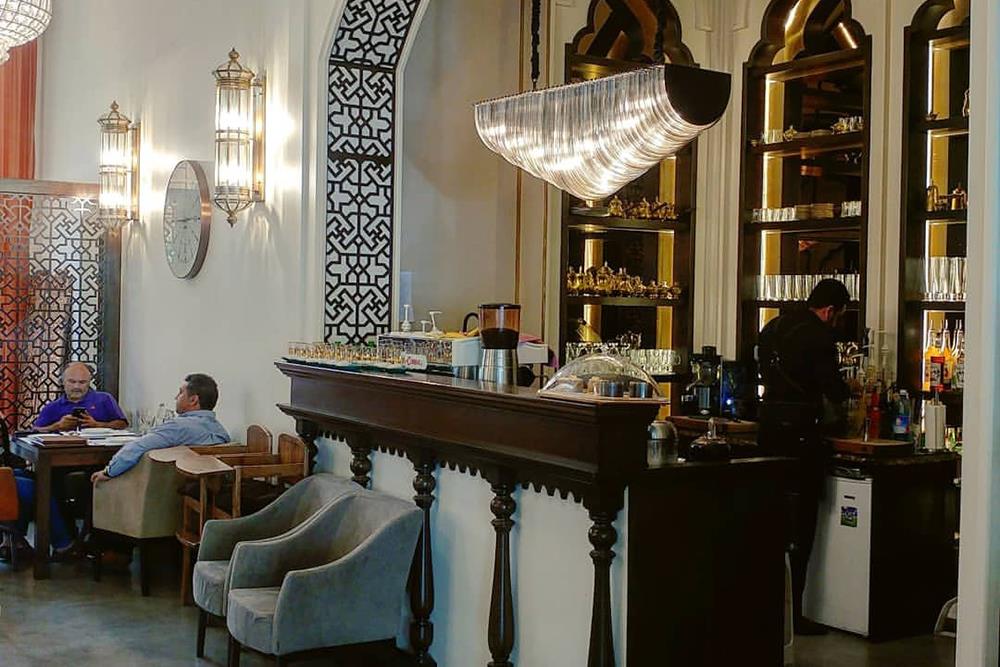 رستوران مدائن ظفر تهران | علاءالدین تراول