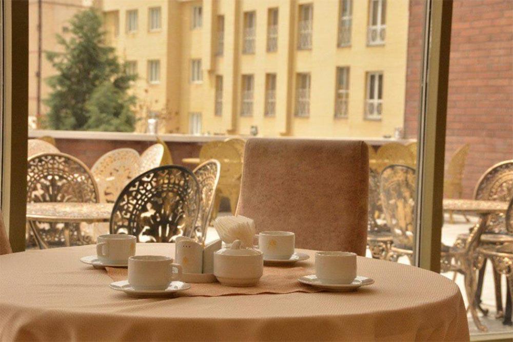رستوران یاس هتل سارینا مشهد | علاءالدین تراول