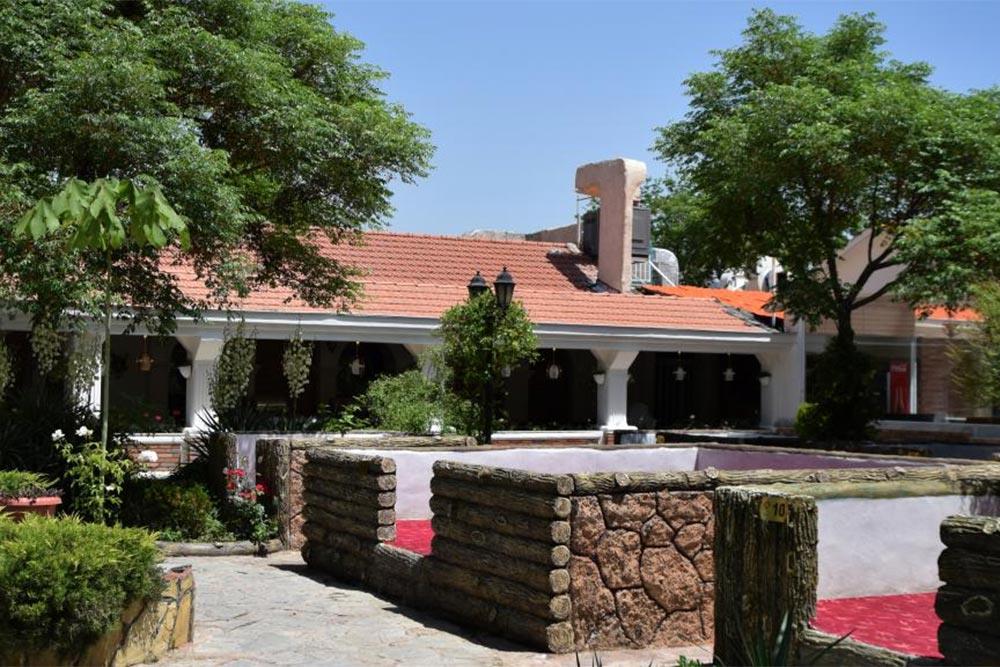 رستوران سنتی هتل پردیسان مشهد | علاءالدین تراول