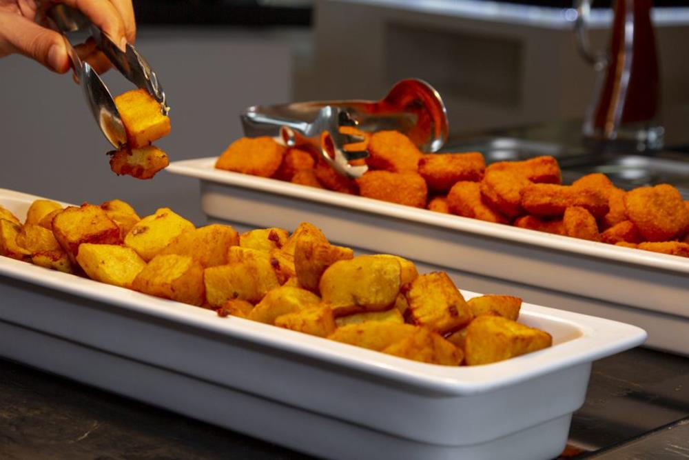 رستوران گردان برج میلاد تهران | علاءالدین تراول