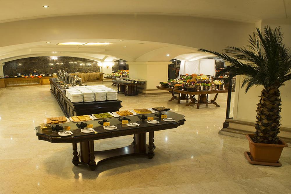 رستوران ضیافت هتل قصرطلایی مشهد | علاءالدین تراول