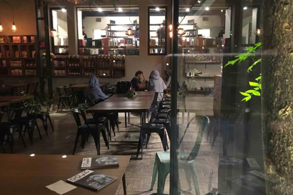 رستوران و کافه خانه فرهنگ رایزن تهران | علاءالدین تراول
