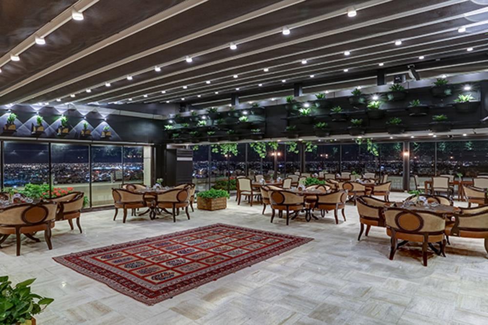 رستوران پانارامیک هتل بزرگ شیراز | علاءالدین تراول