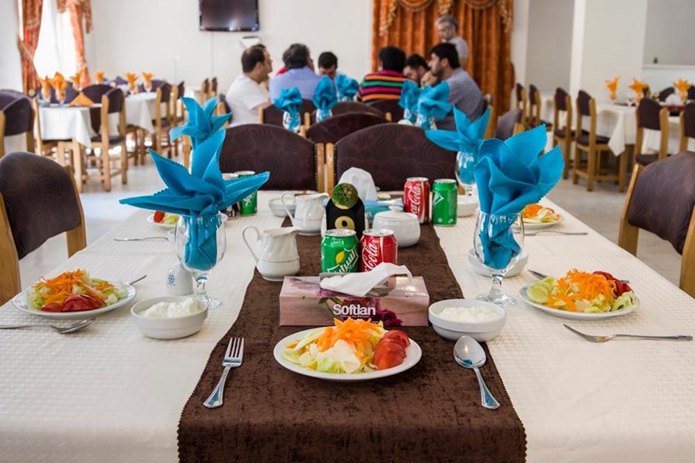 رستوران هتل دیزین کرج | علاءالدین تراول