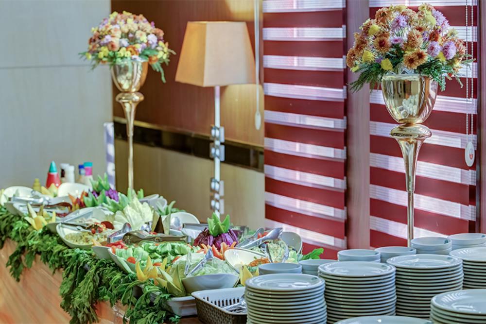 رستوران هتل بزرگ تهران | علاءالدین تراول