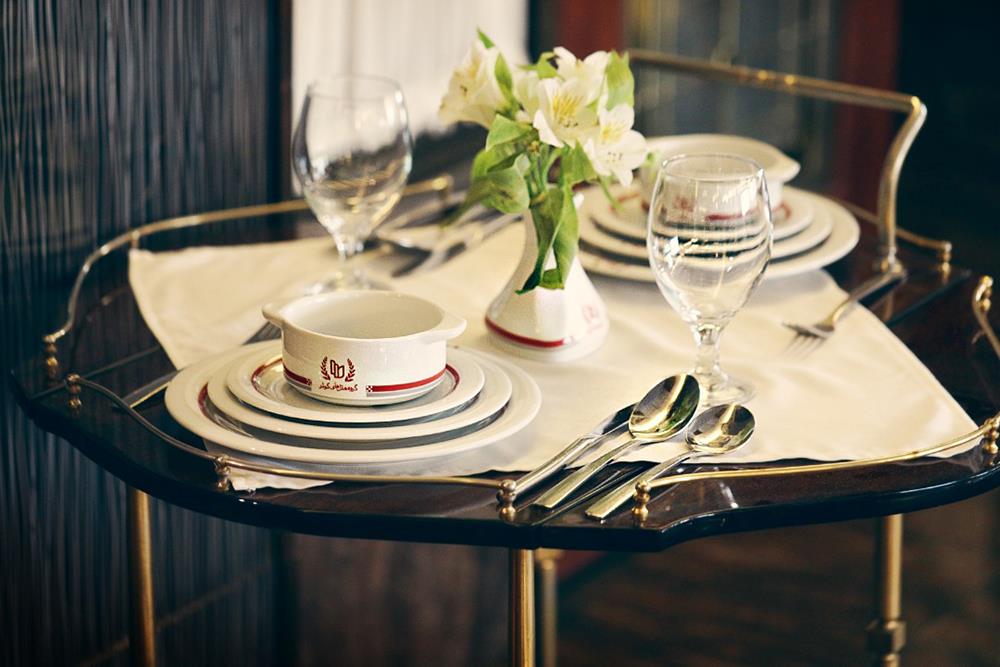 رستوران لاله هتل هویزه تهران | علاءالدین تراول