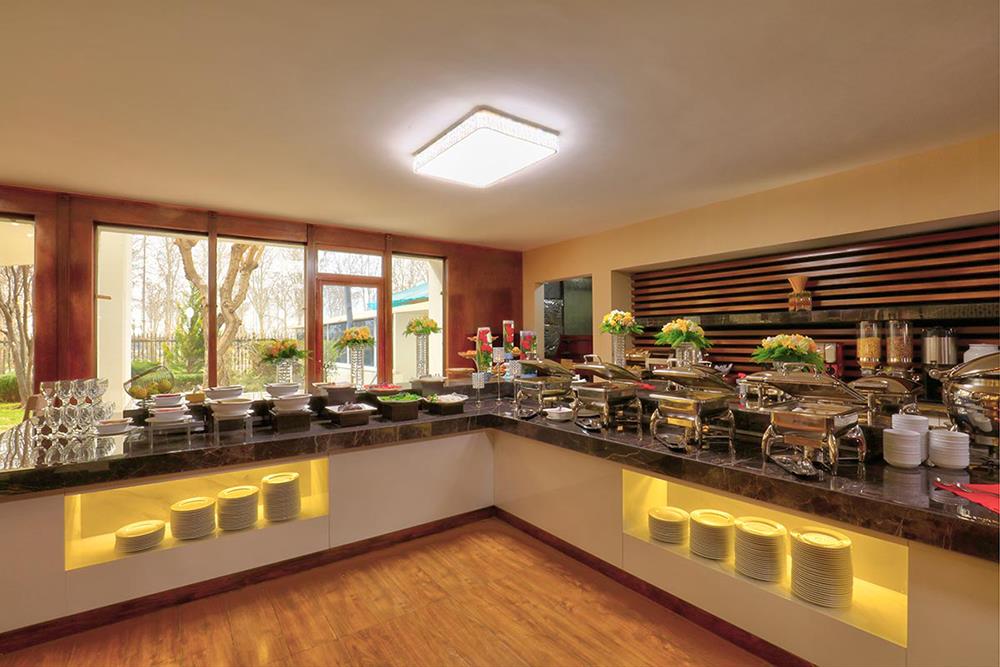 رستوران یاس هتل المپیک تهران | علاءالدین تراول