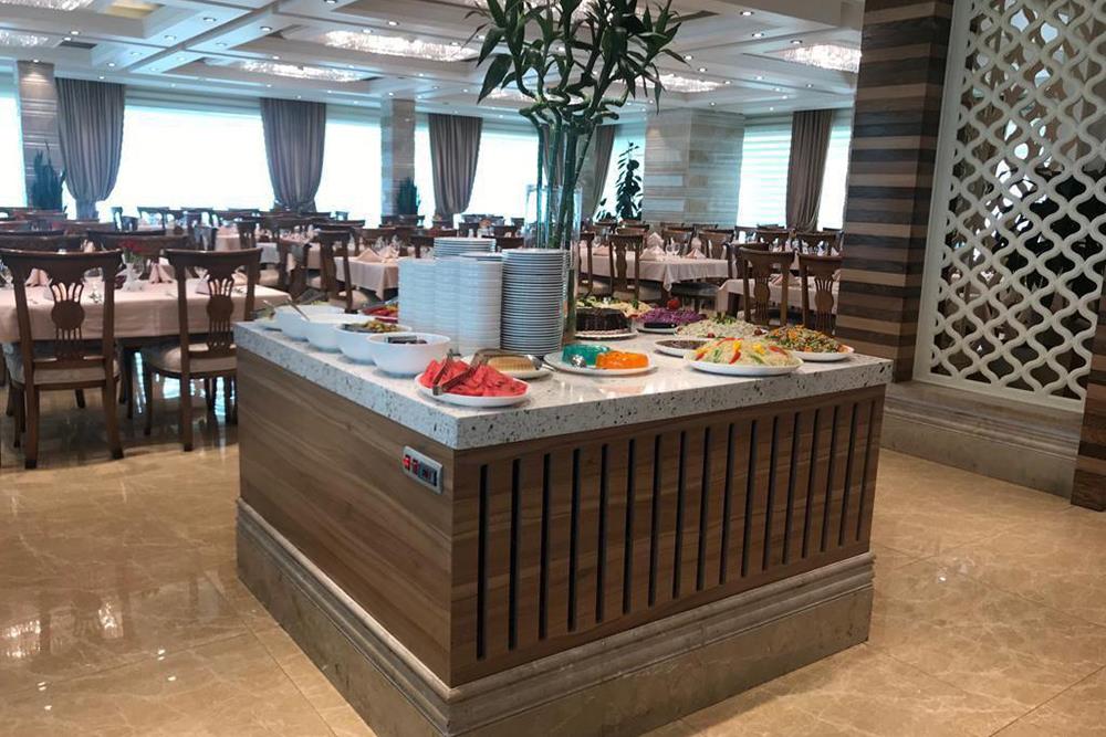 رستوران میامی هتل سیمرغ تهران | علاءالدین تراول