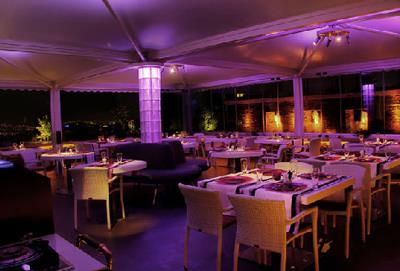 رستوران روف تاپ گریل هتل طوبی تهران