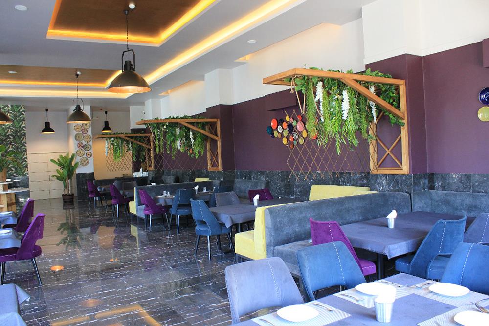 رستوران کته هتل ویلا وستا تنکابن | علاءالدین تراول