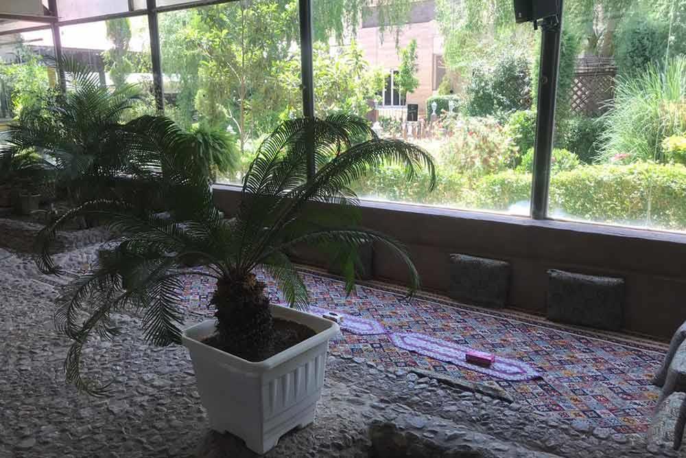 رستوران شاه نشین هتل راه و ما یزد | علاءالدین تراول