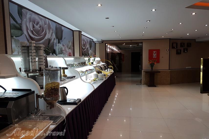 رستوران هتل آرامیس تهران | علاءالدین تراول