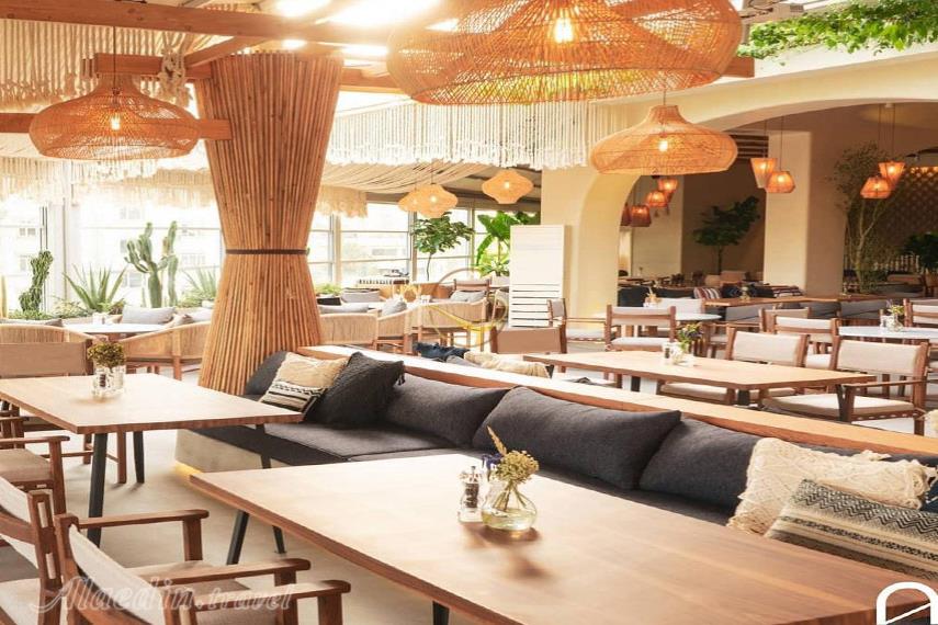 کافه رستوران آولی تهران | علاءالدین تراول