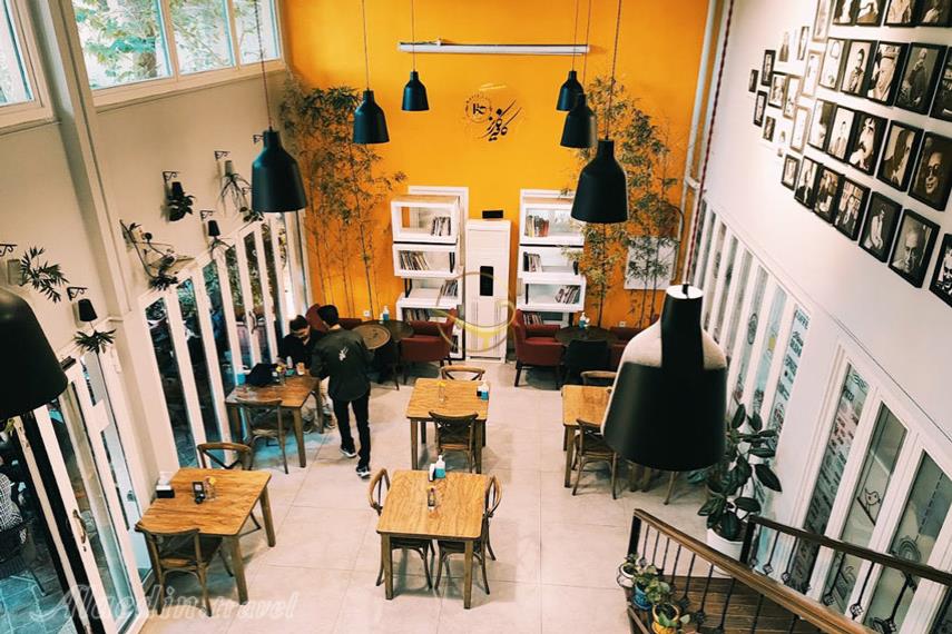 کافه رستوران کاریز