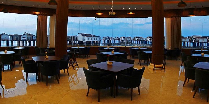 کافه رستوران گلف هتل ترنج کیش