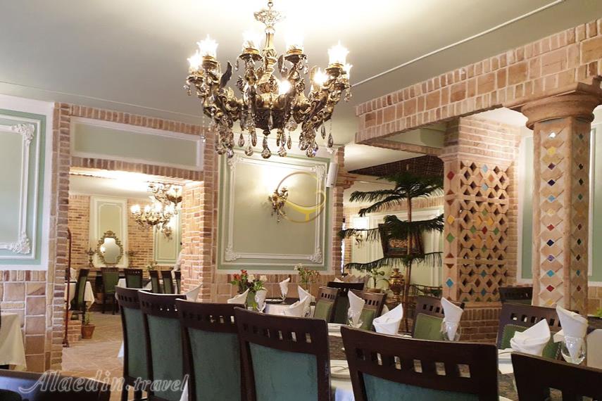 رستوران ملک شاهان مشهد