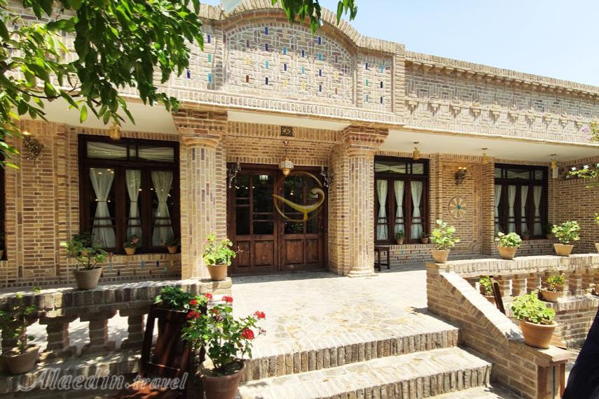 رستوران ملک شاهان مشهد