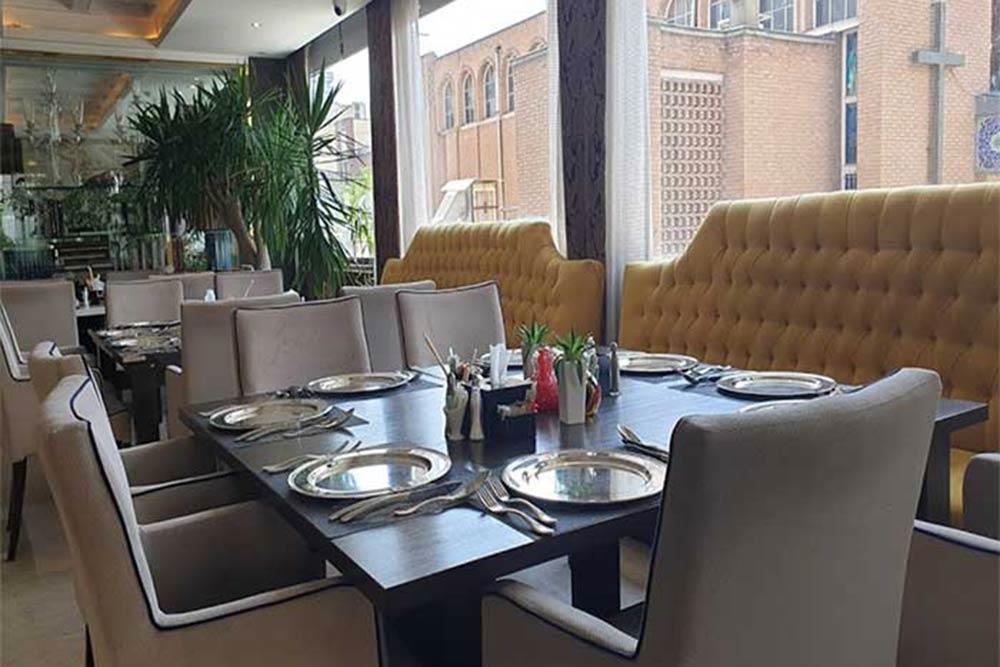 رستوران هتل نیلو تهران | علاءالدین تراول