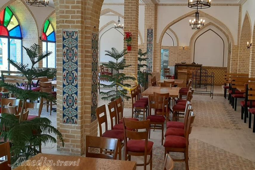 رستوران آترینا کاشان