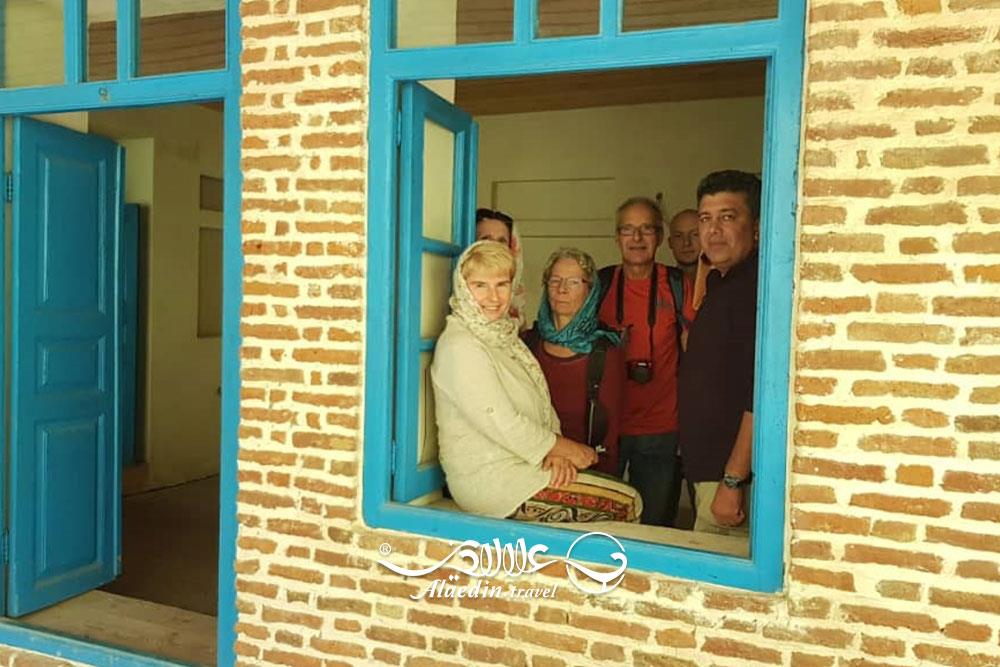 امیرعباس روشن بخش تورلیدر