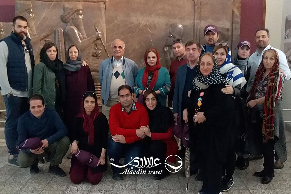 مرجان هوشیار تور لیدر