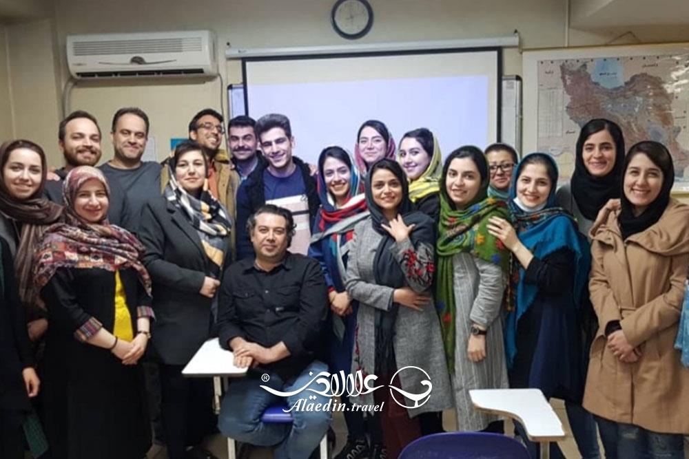 سید علی ( نوید ) کاشانی راهنمای آلمانی زبان