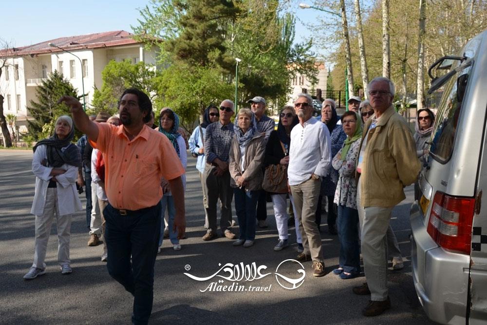 سید علی ( نوید ) کاشانی راهنمای آلمانی زبان