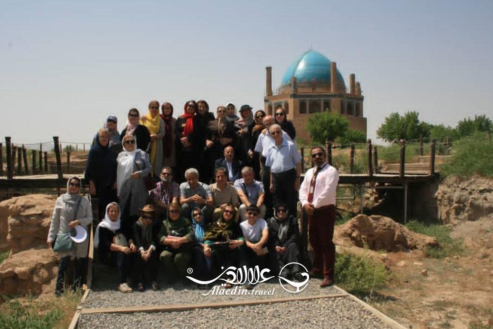 حامد محرر تور لیدر