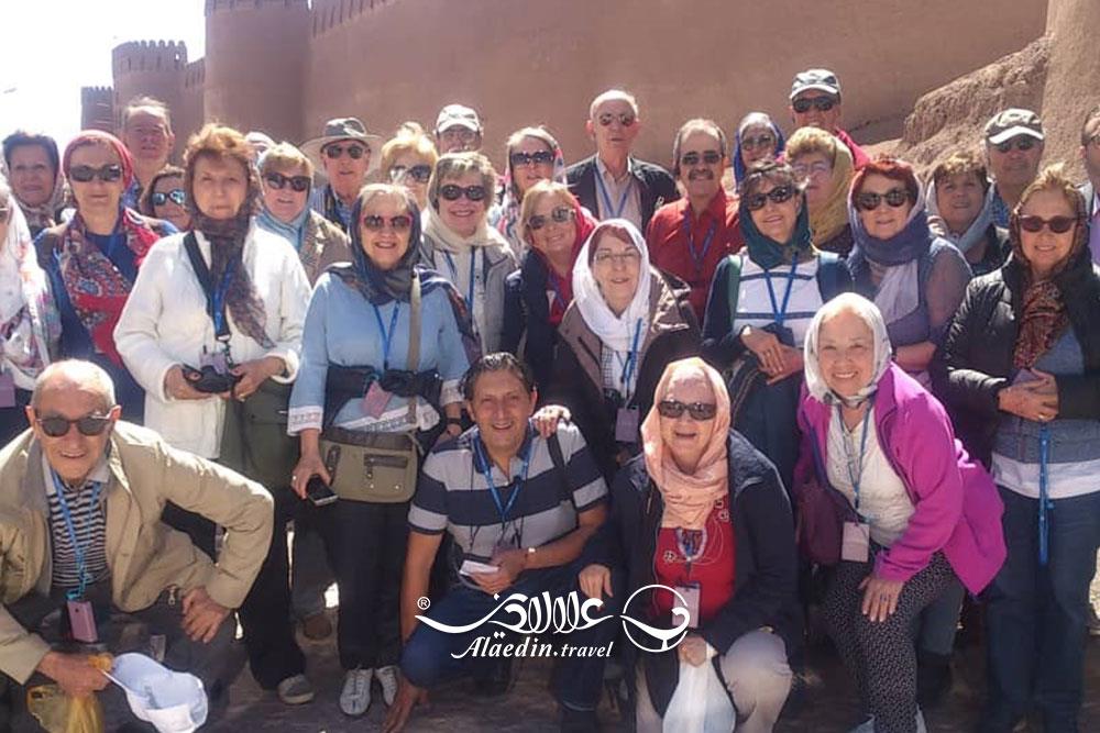 فرهاد نظری راهنمای تور اسپانیایی زبان