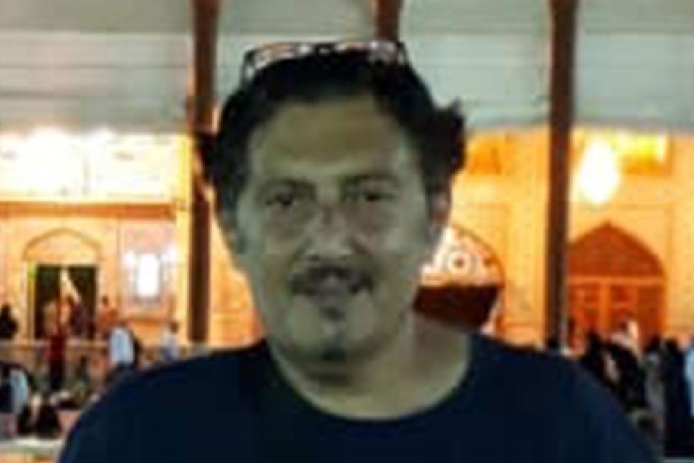 فرهاد نظری راهنمای تور اسپانیایی زبان