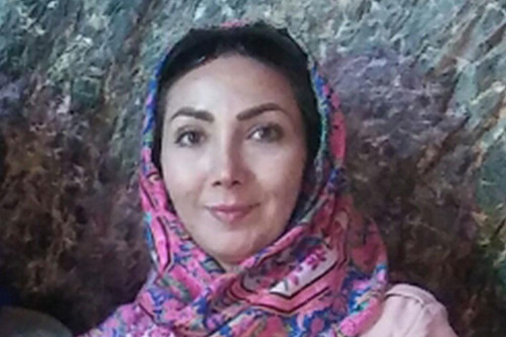 ندا دهقانی راهنمای تور