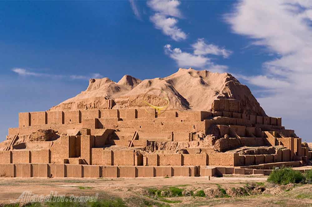 زیگورات چغازنیل در تور خوشتان علاءالدین تراول